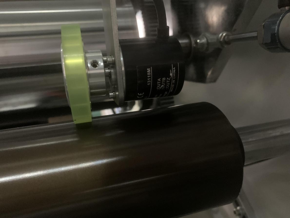 hss 450 automatic 6 shafts aluminum foil rewinding machine